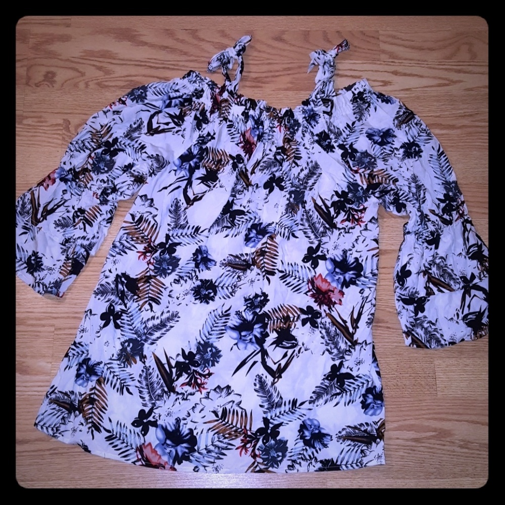 Boutique top or dress